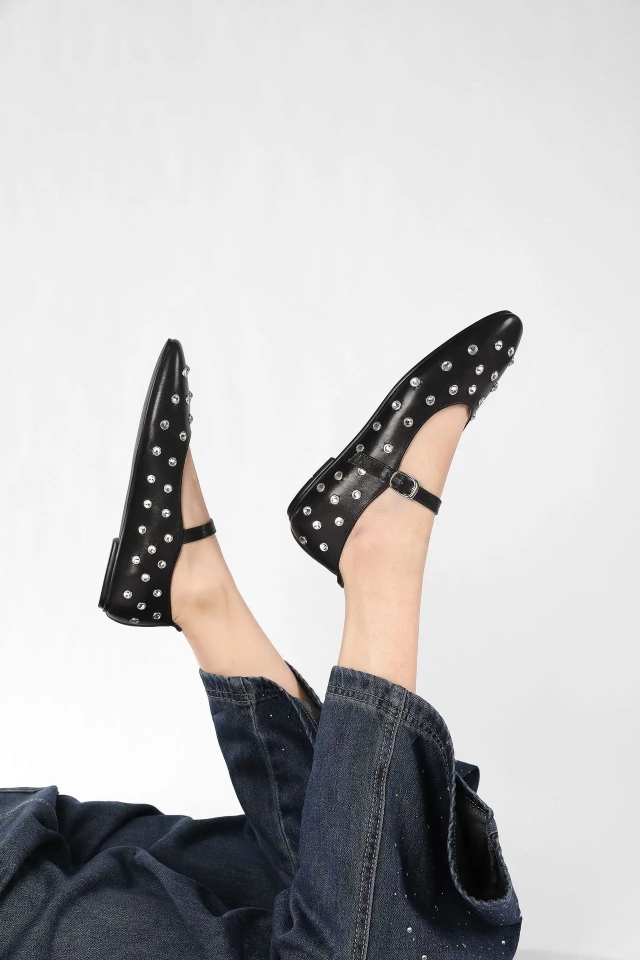 EVELYN™ | SANDALES CLOUTÉES**