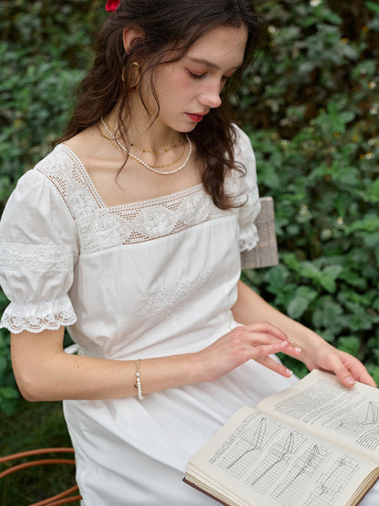 Luella™ | Robe brodée à encolure carrée