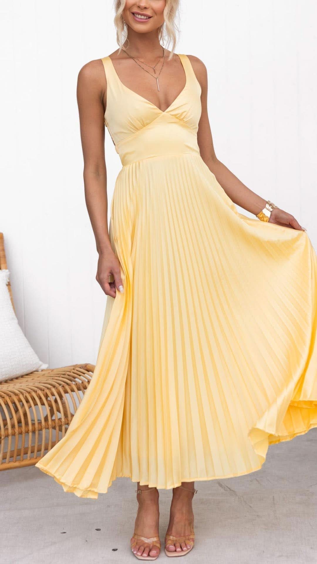 Khadija™ | Robe maxi plissée col V
