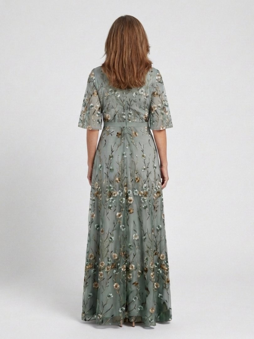 Annalee™ | Robe maxi fleurie col V