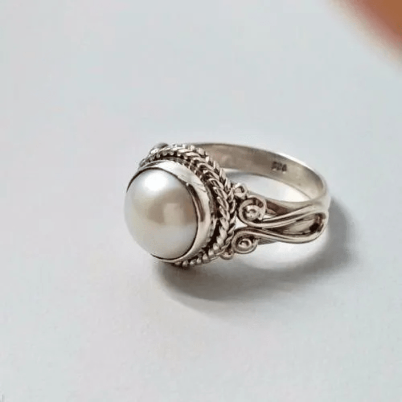 Tullia™ | Bague vintage à perles incrustées