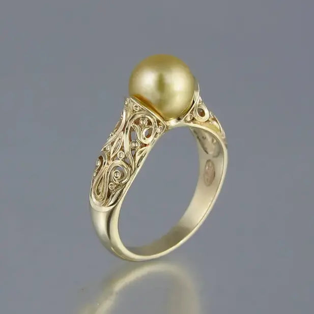 Yareli™ | Bague en or vintage à perles